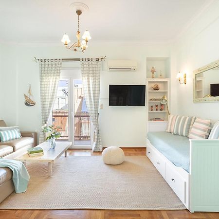 Bright, Calming Retreat With A Balcony Near Metro! Apartment Athens Luaran gambar
