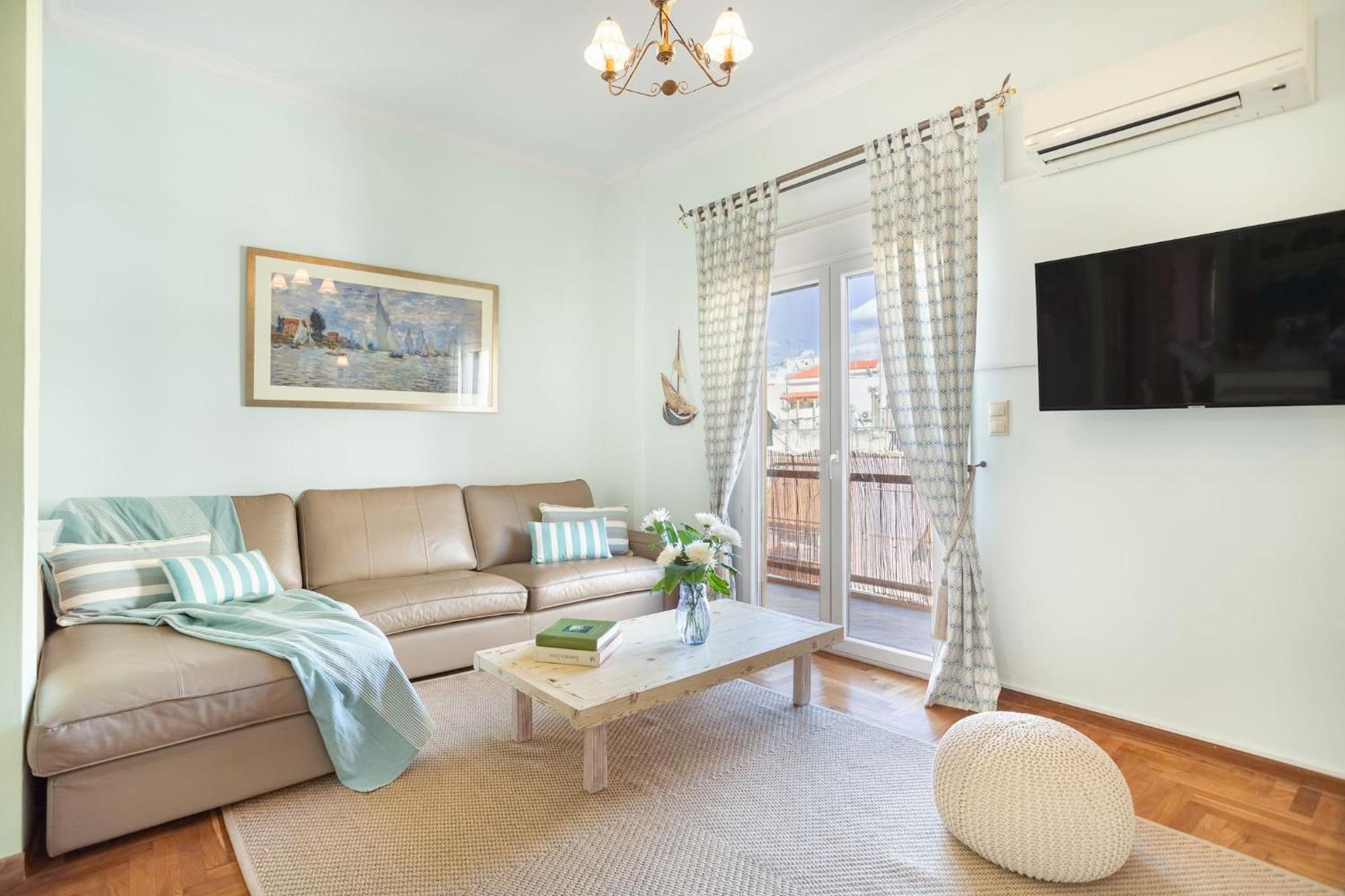 Bright, Calming Retreat With A Balcony Near Metro! Apartment Athens Luaran gambar