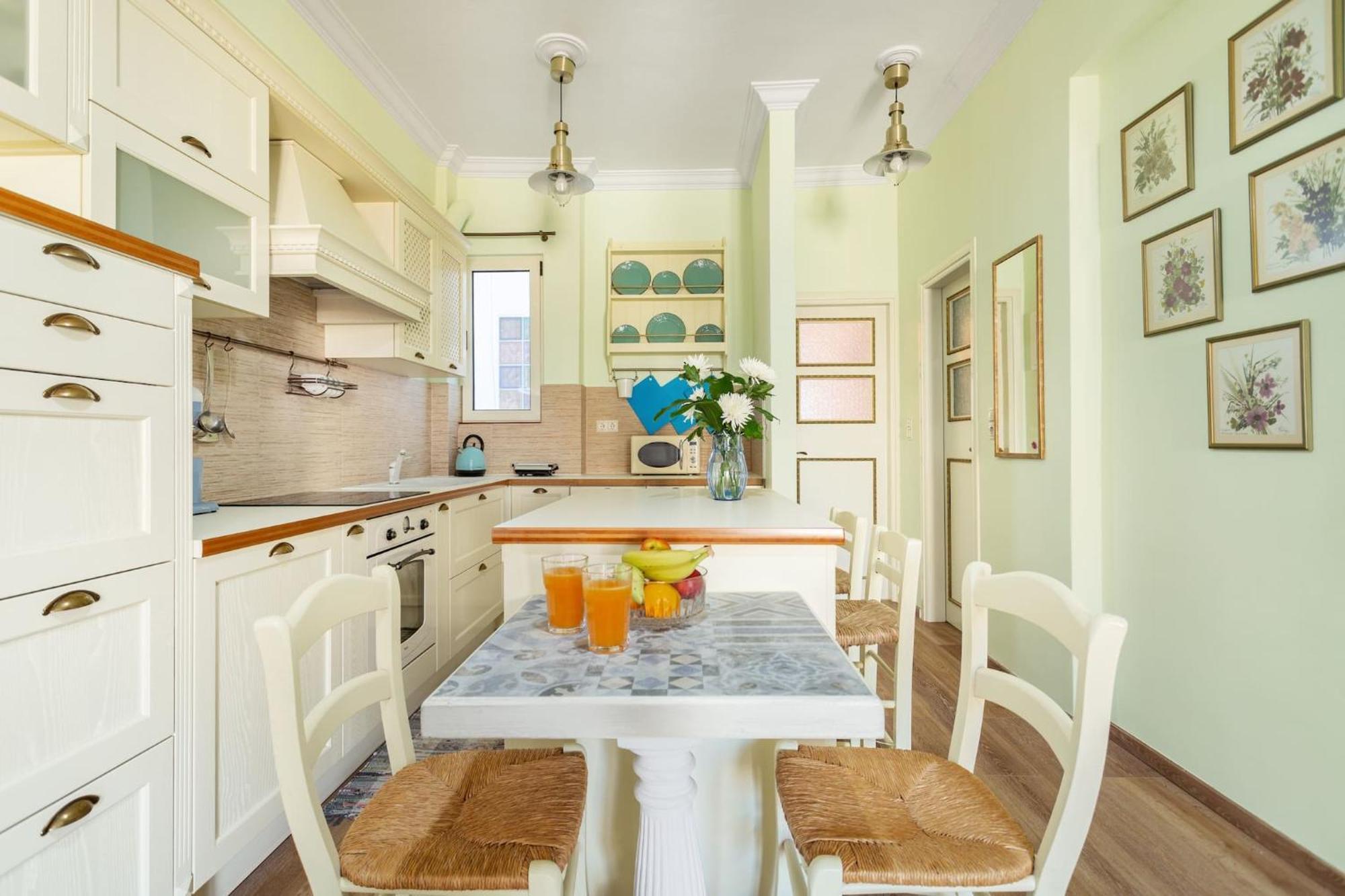Bright, Calming Retreat With A Balcony Near Metro! Apartment Athens Luaran gambar